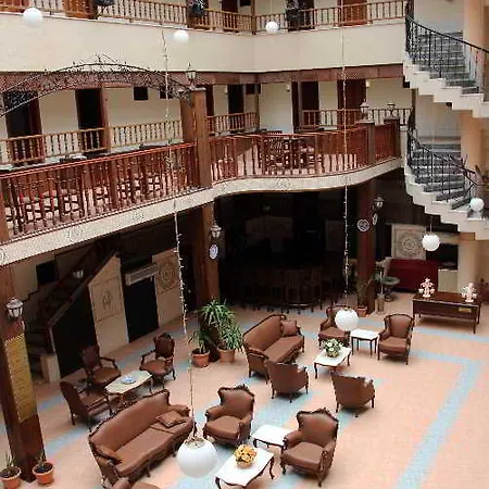 Ozcan Hotel Turunc