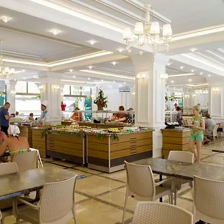 Ozcan Hotel 3*
